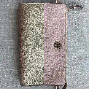 Tory Burch Crossbody in Great Condition!